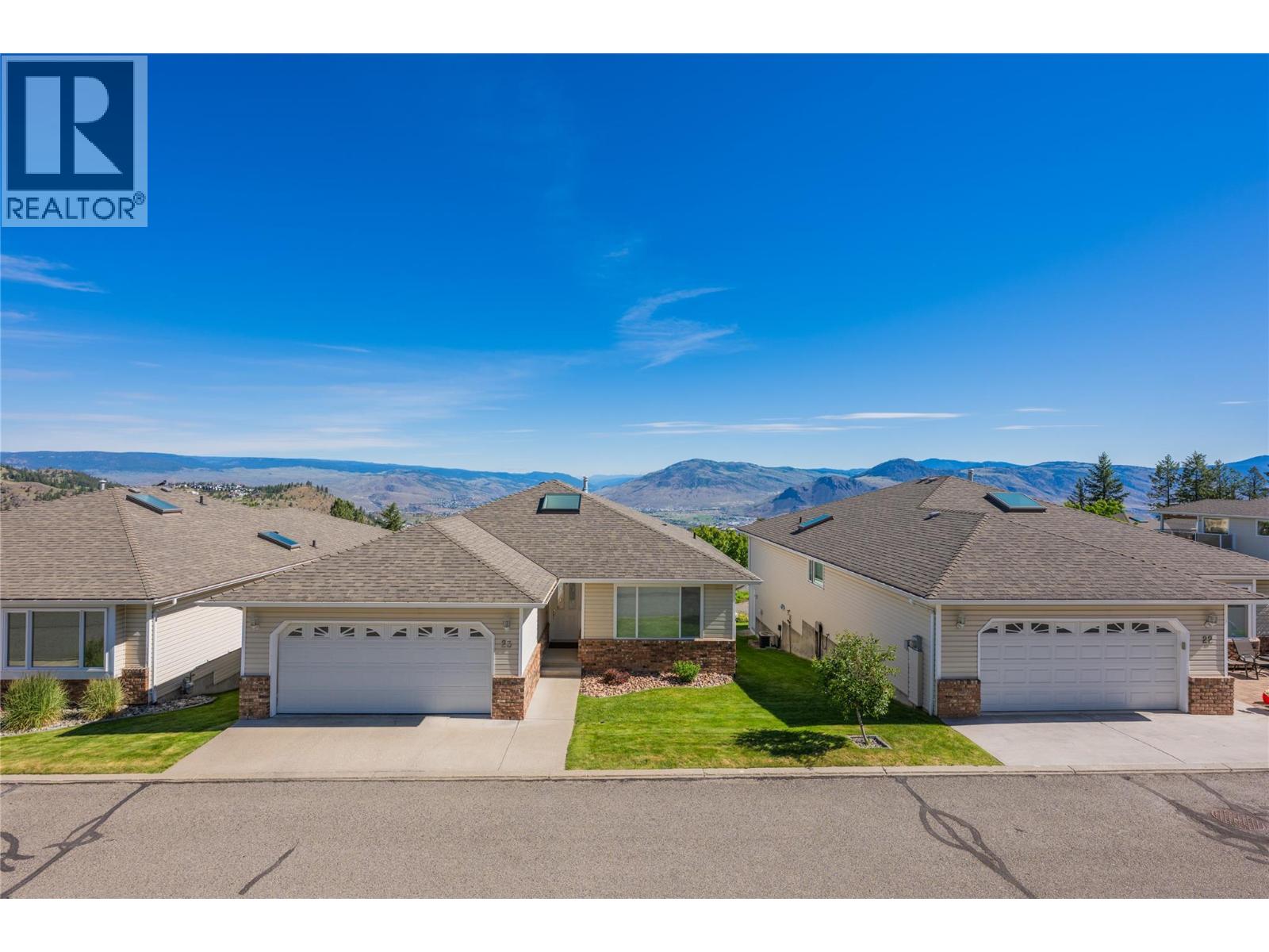 #32 2030 Van Horne Drive - 36