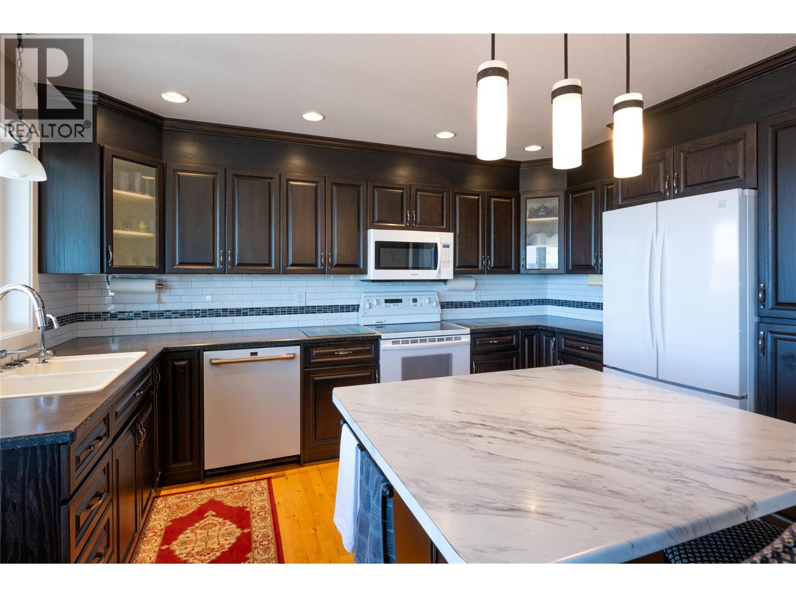 #32 2030 Van Horne Drive - 7