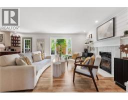 59 Huntington Court, photo 3
