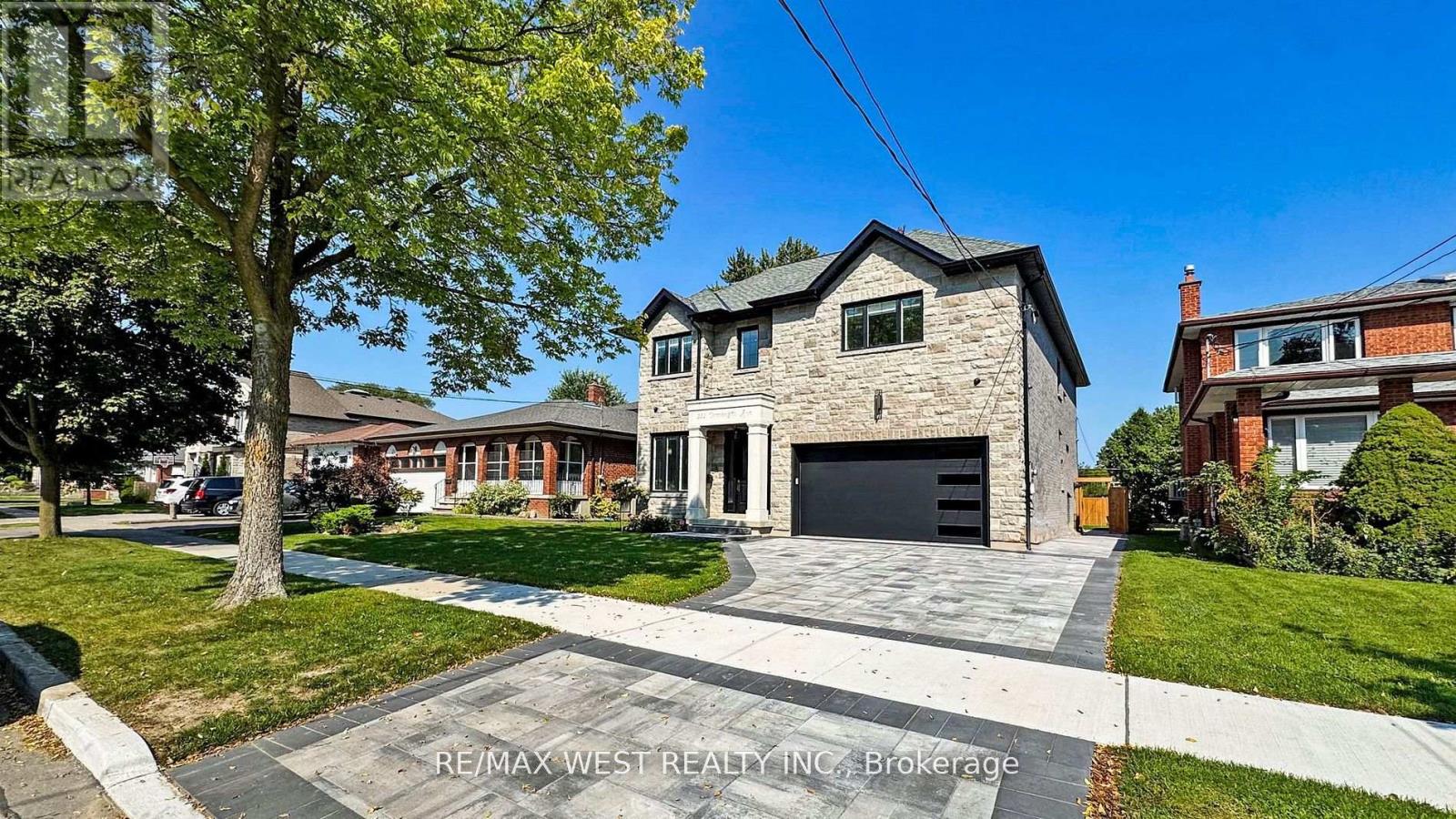 222 CONNAUGHT AVENUE - 2