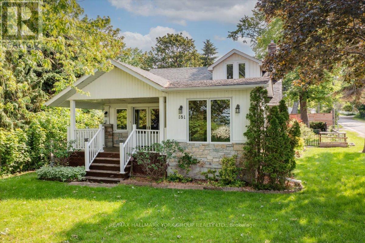 181 LAKE DRIVE N - 1