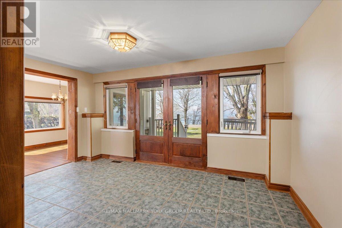 181 LAKE DRIVE N - 17
