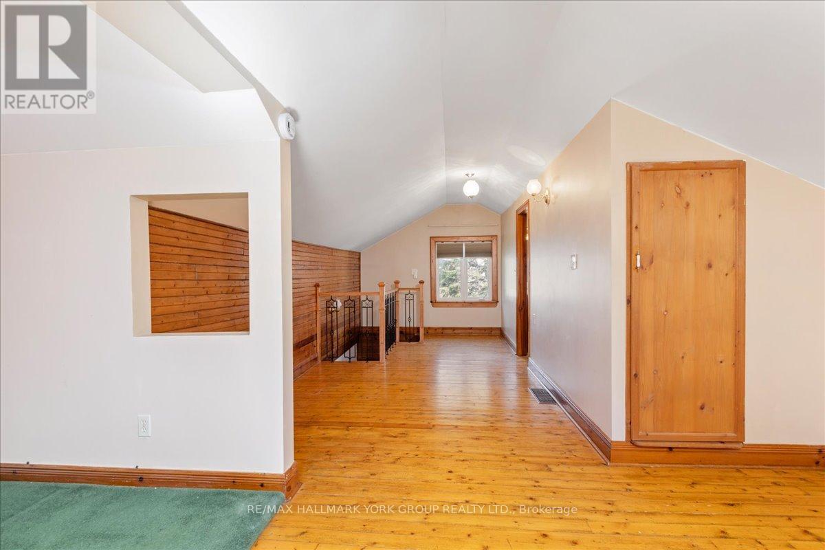 181 LAKE DRIVE N - 31