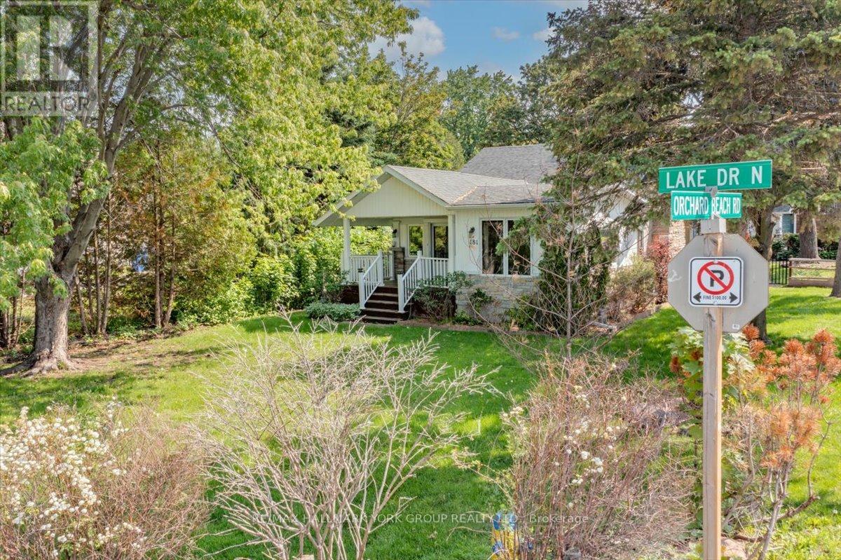 181 LAKE DRIVE N - 40