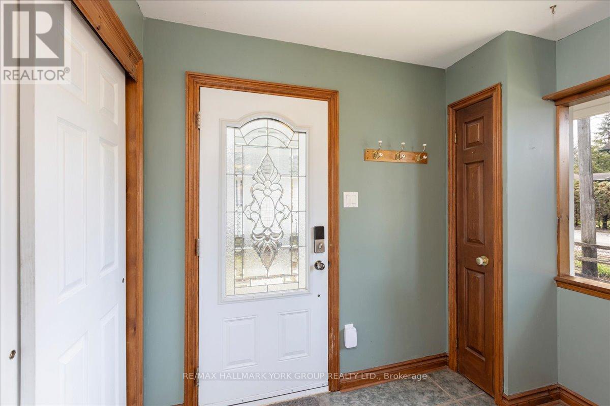 181 LAKE DRIVE N - 7