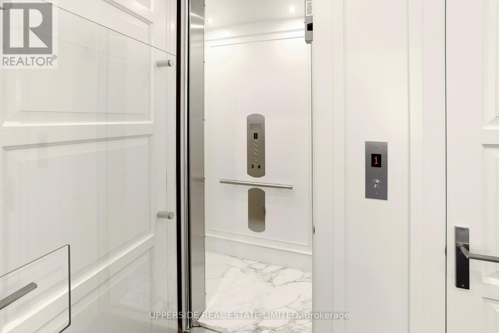 28 THORNRIDGE DRIVE - 12
