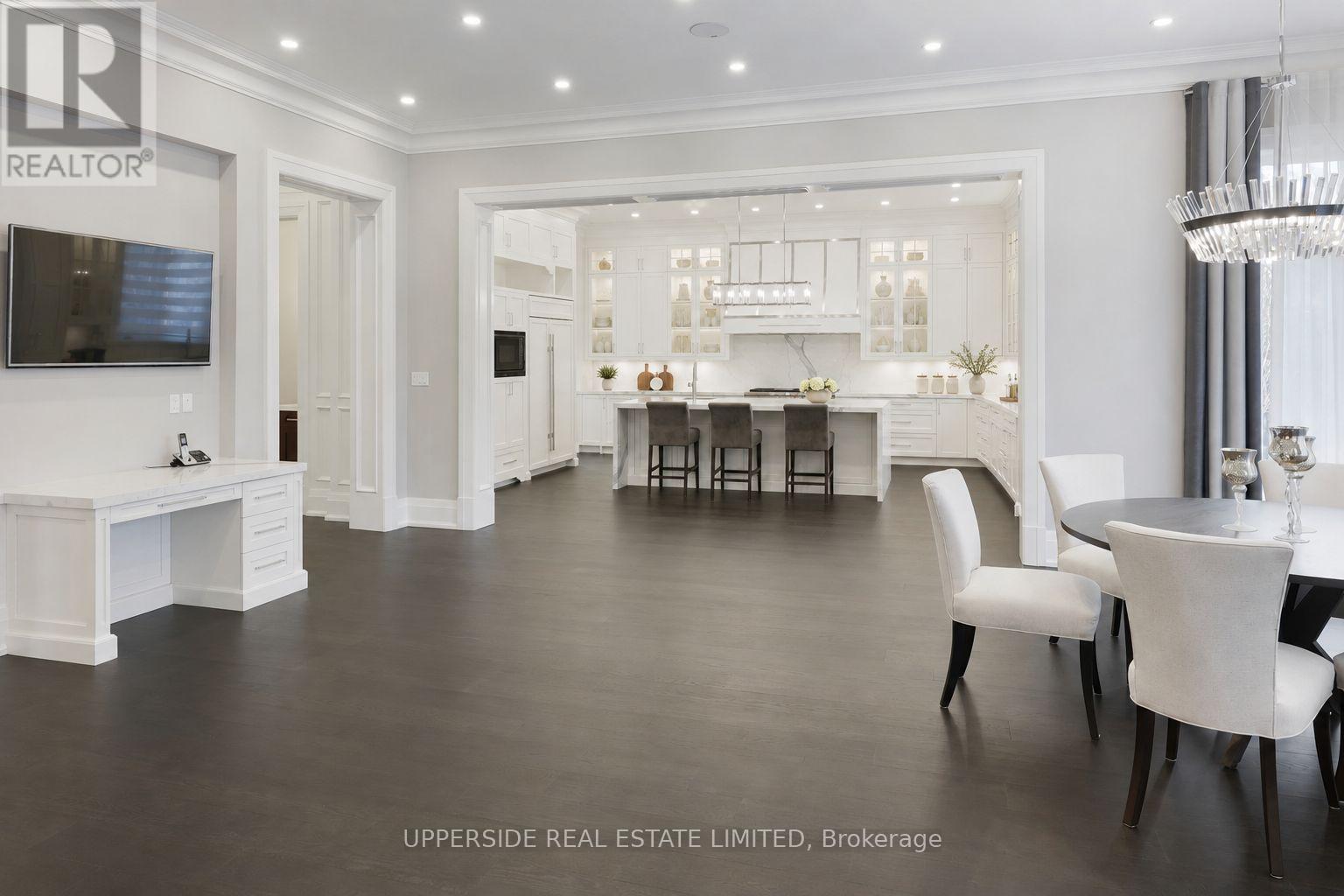 28 THORNRIDGE DRIVE - 3