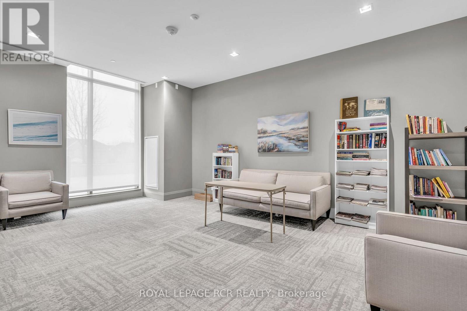 #413 555 WILLIAM GRAHAM DRIVE - 34
