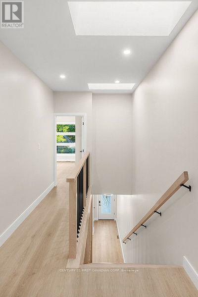 858 WILLIAM STREET - 23