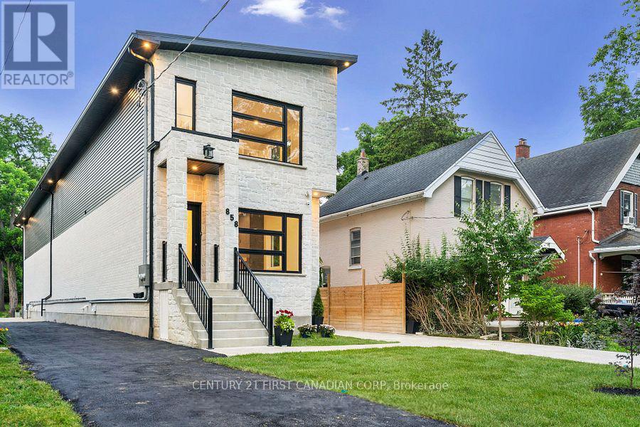 858 WILLIAM STREET - 8
