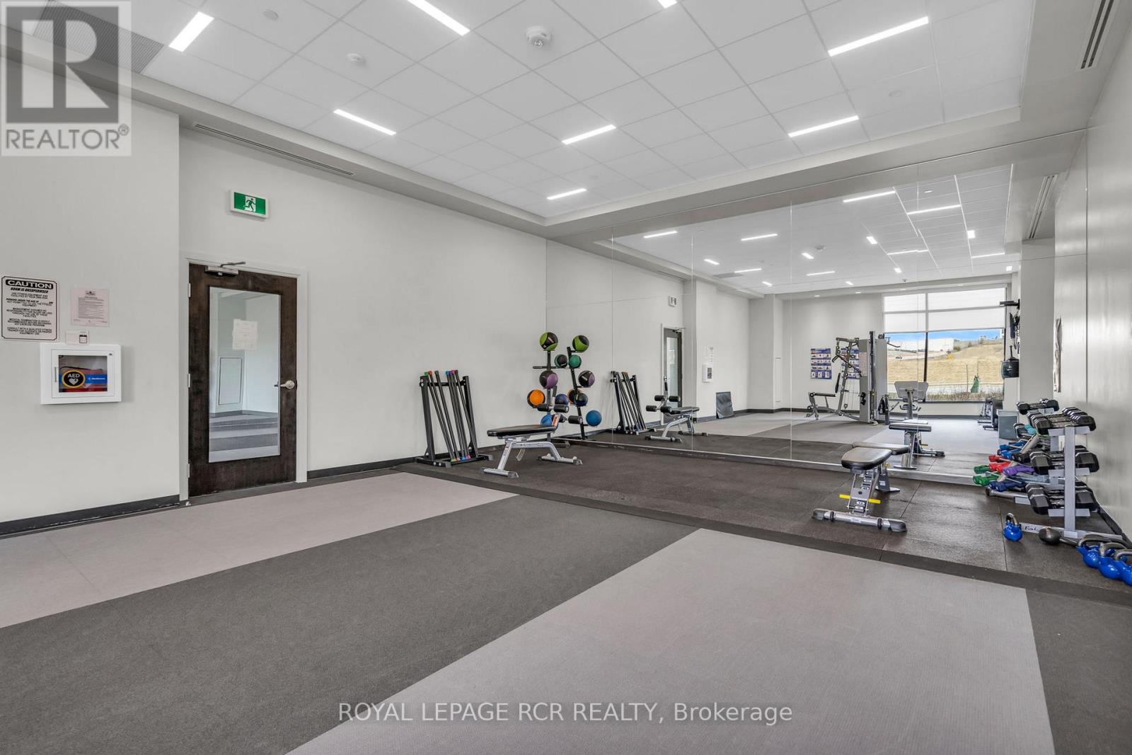 #413 555 WILLIAM GRAHAM DRIVE - 27