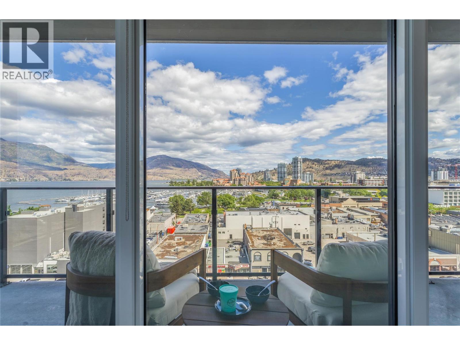 #808 238 Leon Avenue - 10