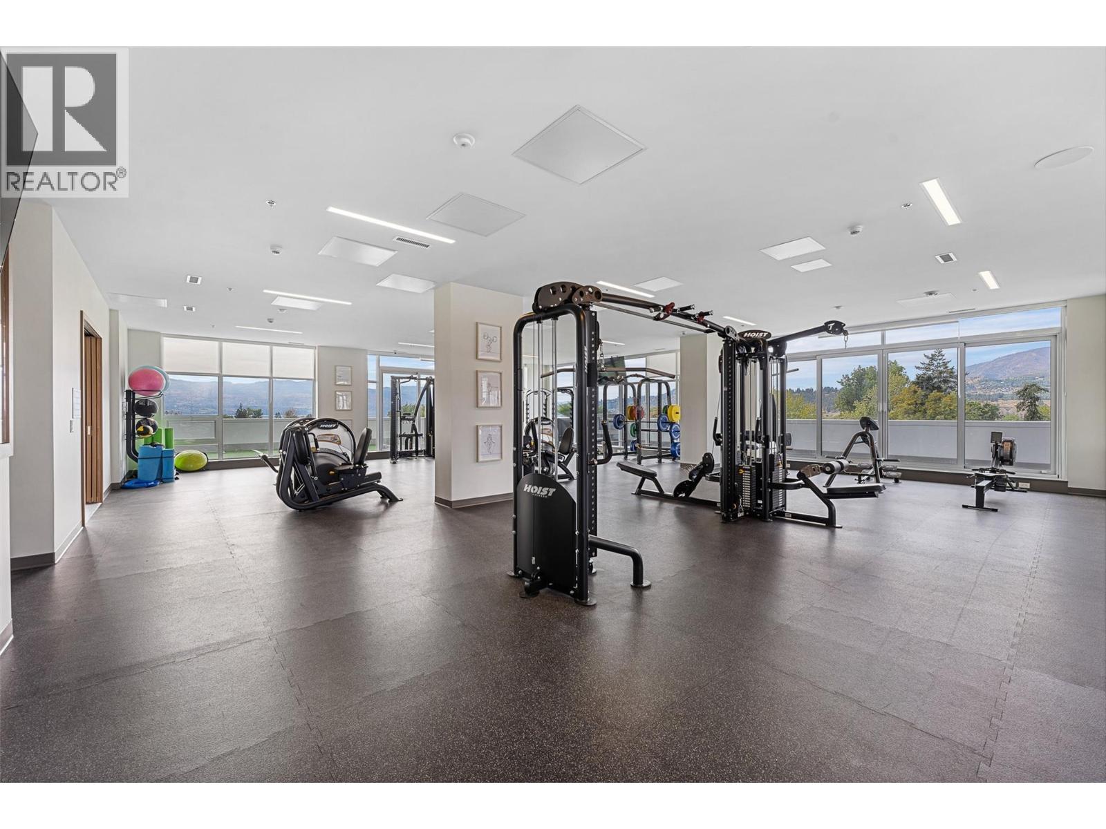 #808 238 Leon Avenue - 55