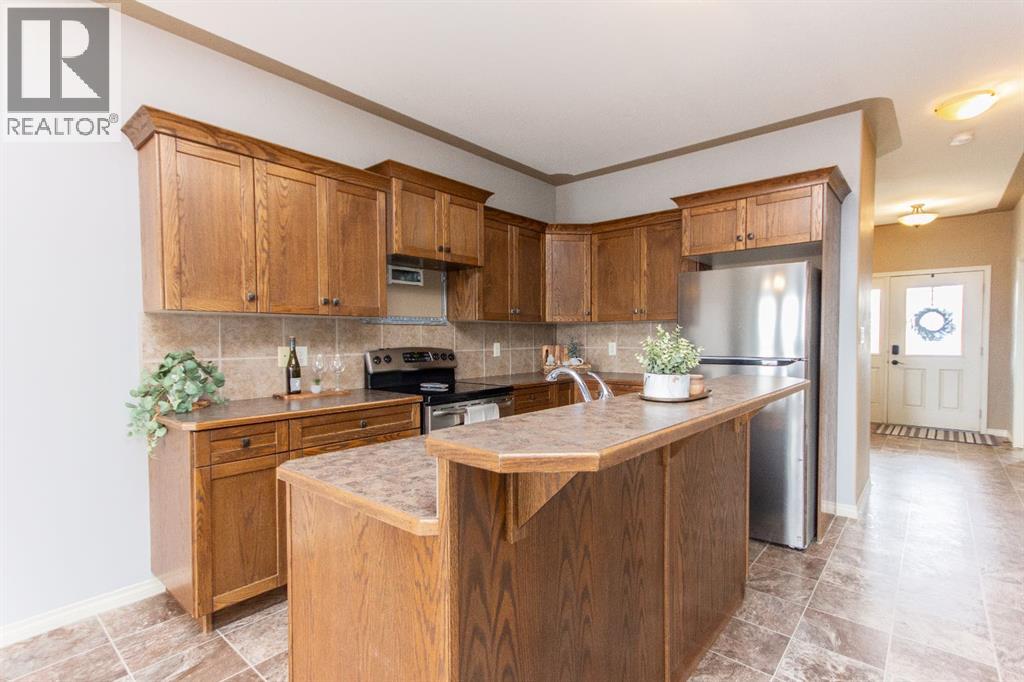 101 Valley Crescent — photo 10