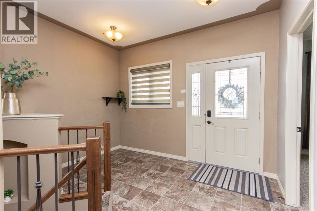 101 Valley Crescent - photo 2