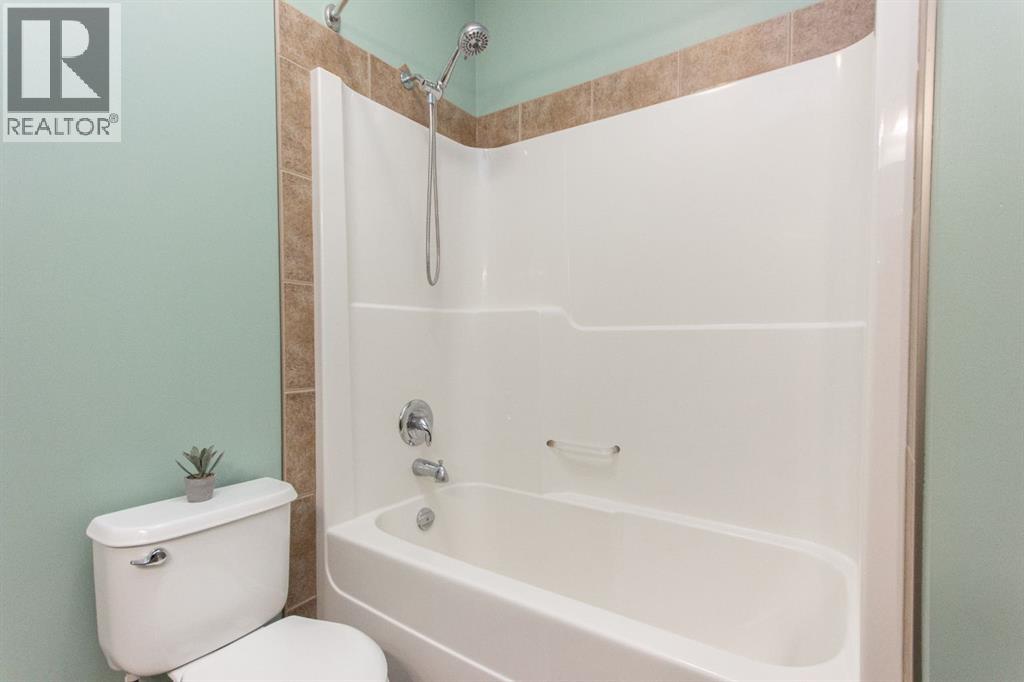 101 Valley Crescent — photo 7