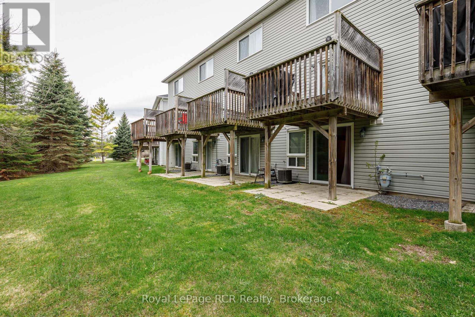 9 ROYALTON LANE - Image 44