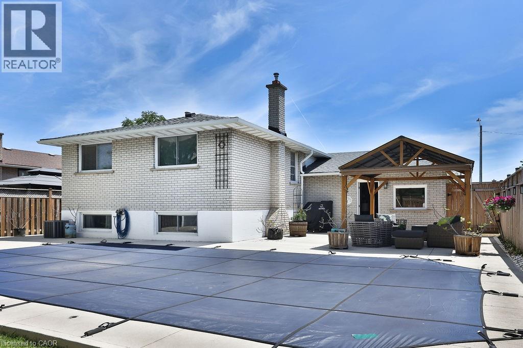 11 LYNWOOD Drive - 30