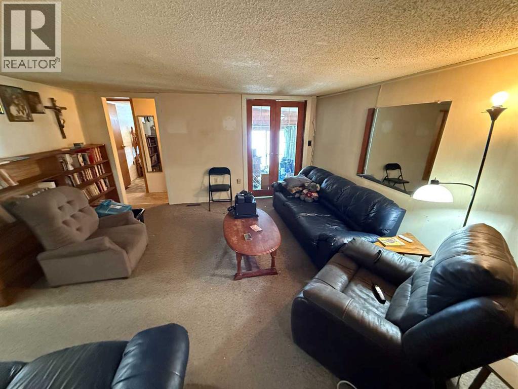 4933 Centre Street - 6