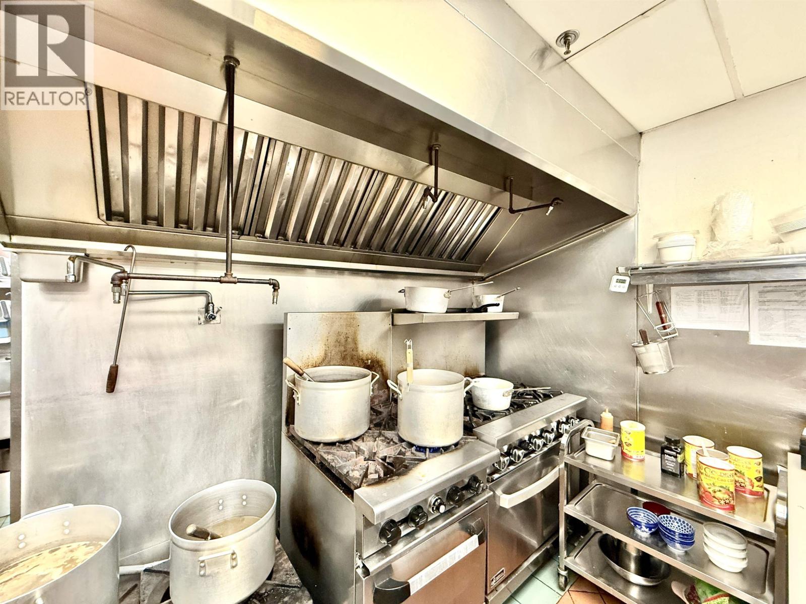 2993 GRANVILLE STREET — main photo