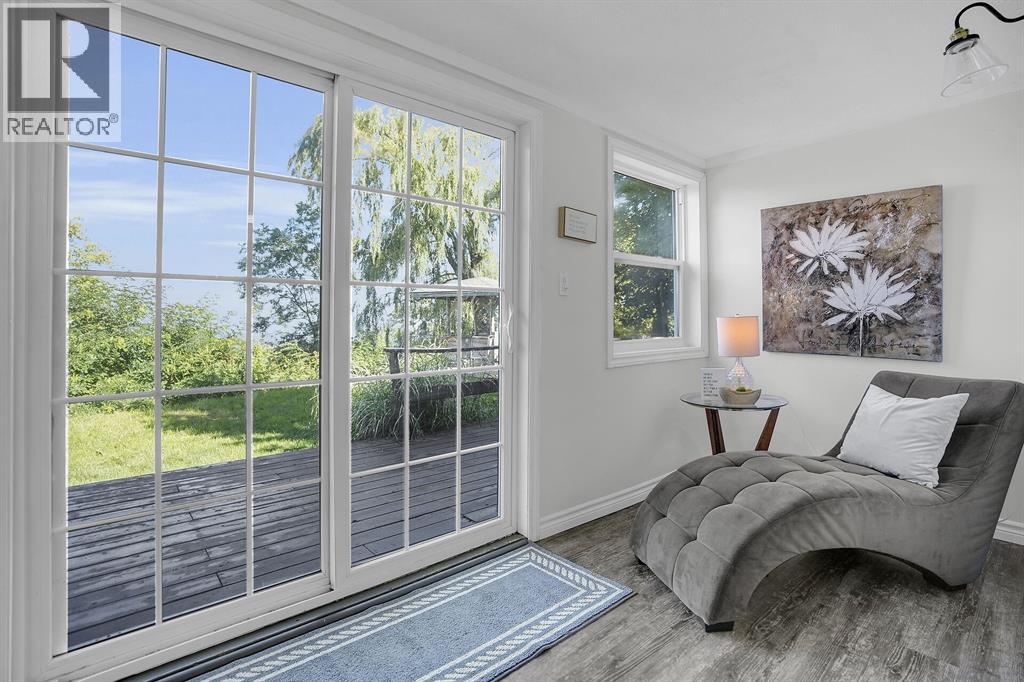 3692 BEVERLY GLEN ... - 10
