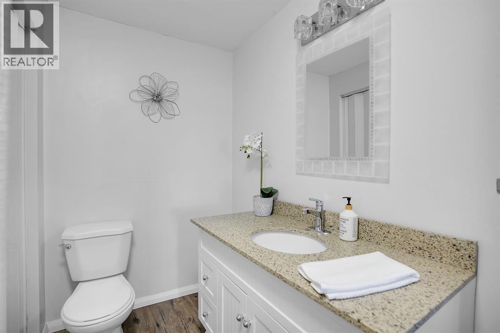 3692 BEVERLY GLEN ... - 12