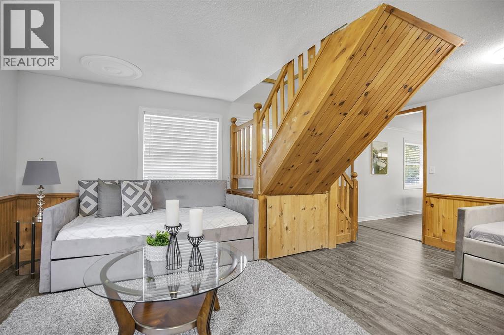 3692 BEVERLY GLEN ... - 21