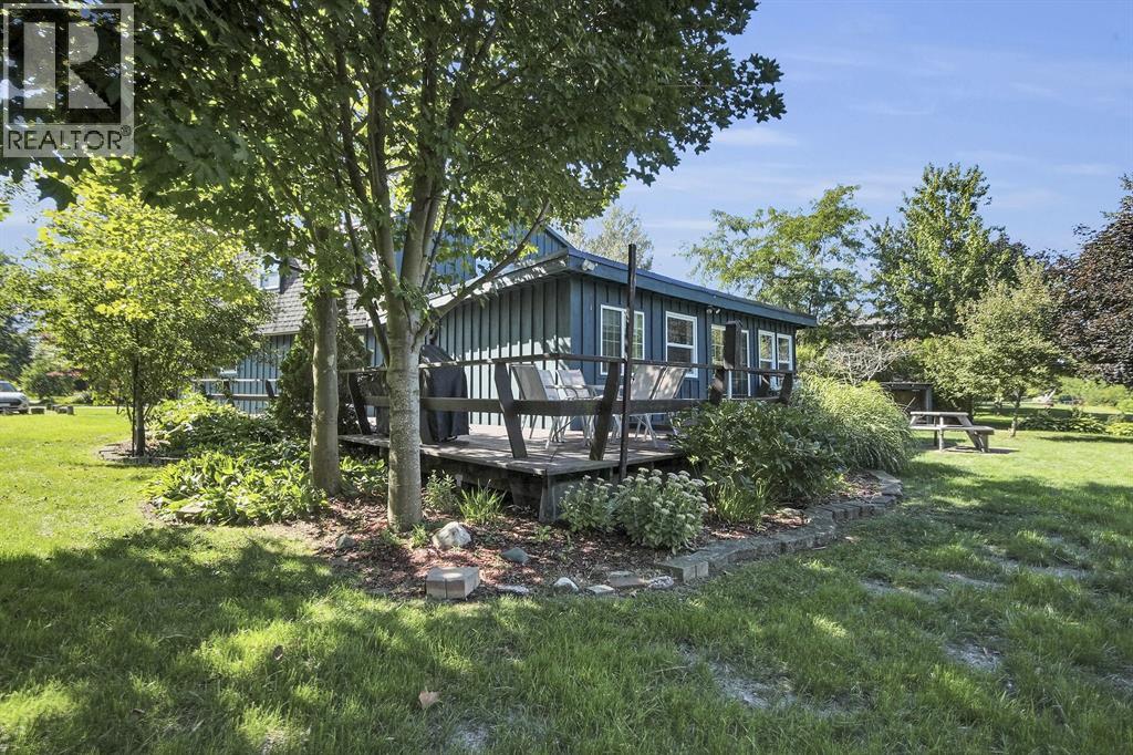 3692 BEVERLY GLEN ... - 35