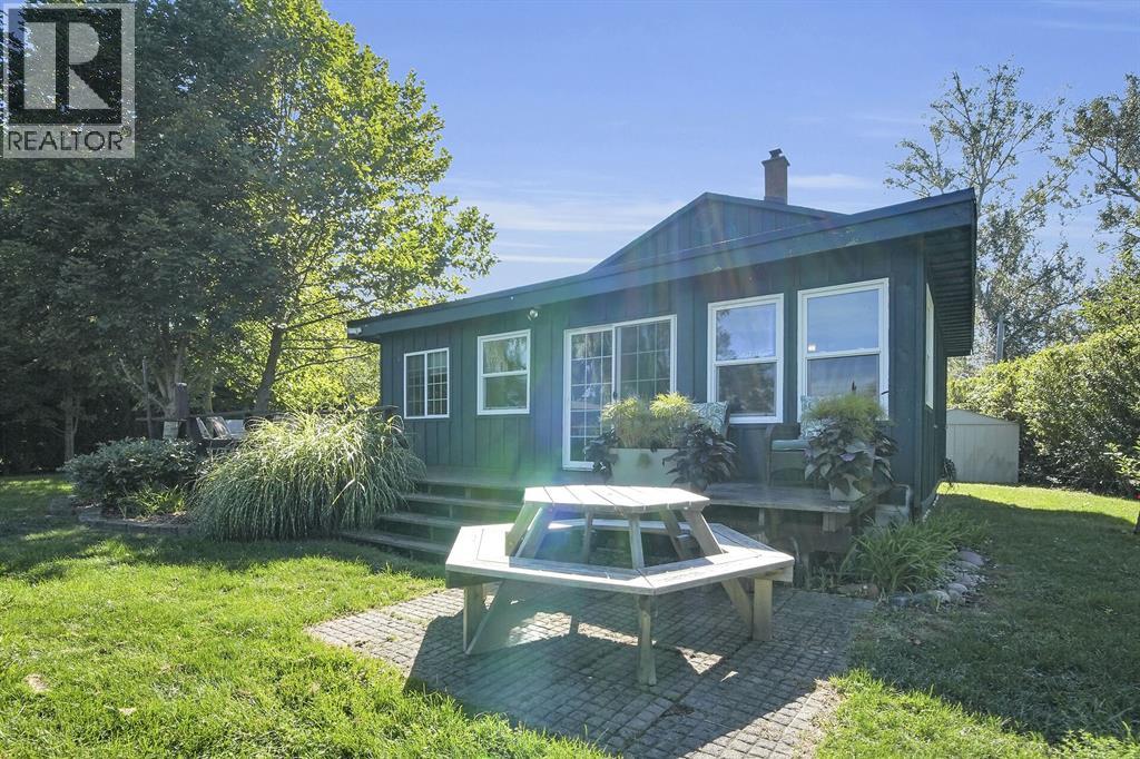 3692 BEVERLY GLEN ... - 36
