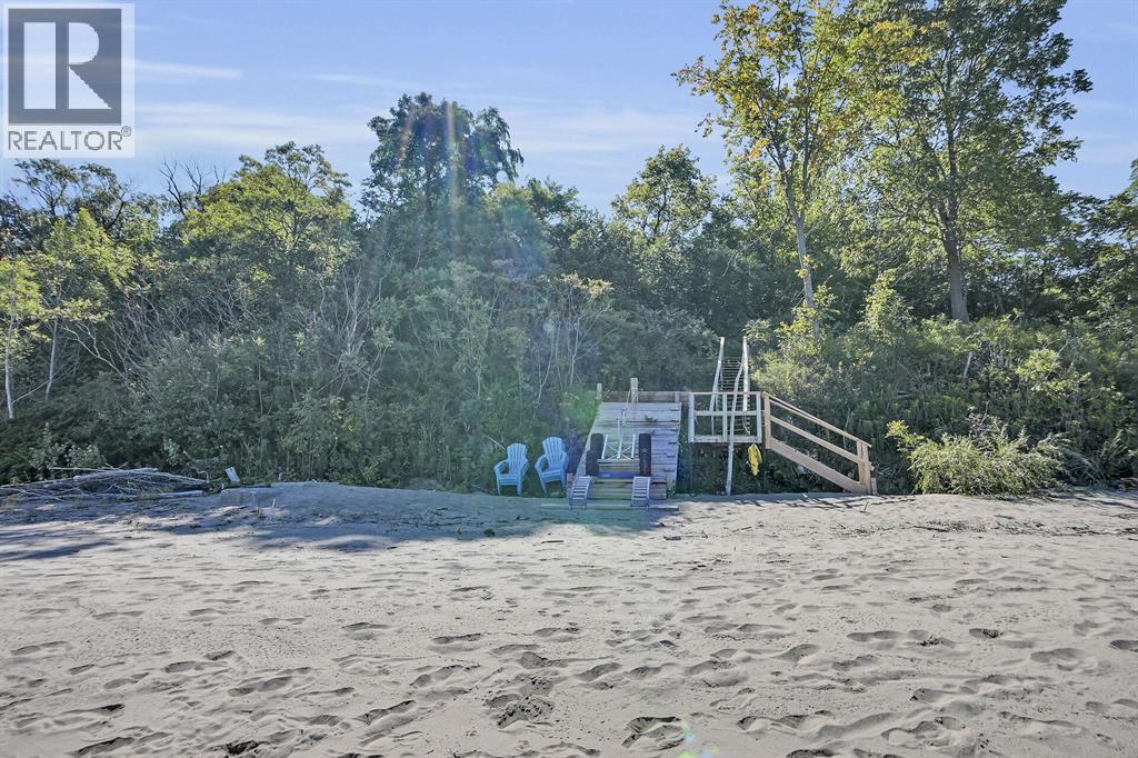 3692 BEVERLY GLEN ... - 45