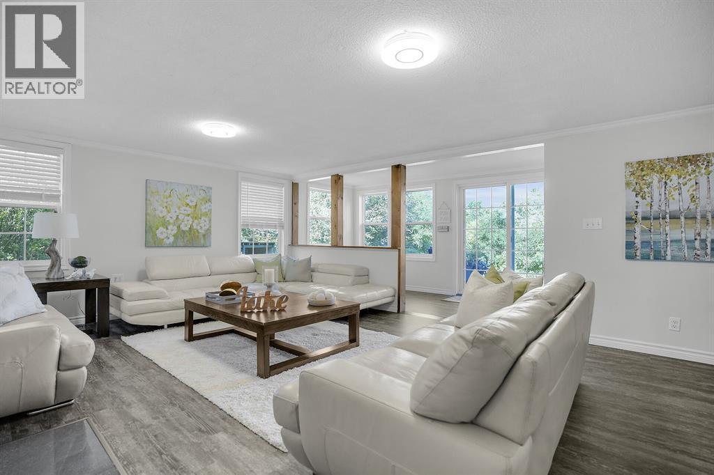 3692 BEVERLY GLEN ... - 6