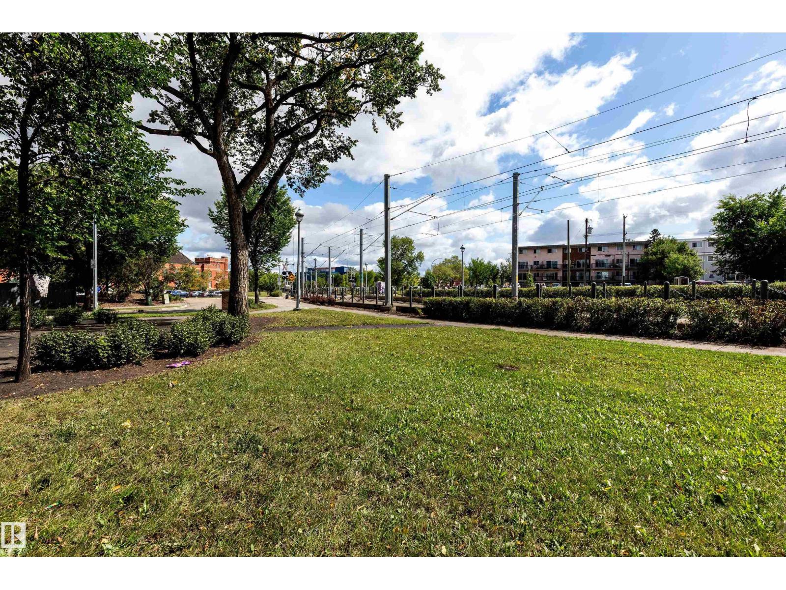 #202 10740 105 ST NW - 22
