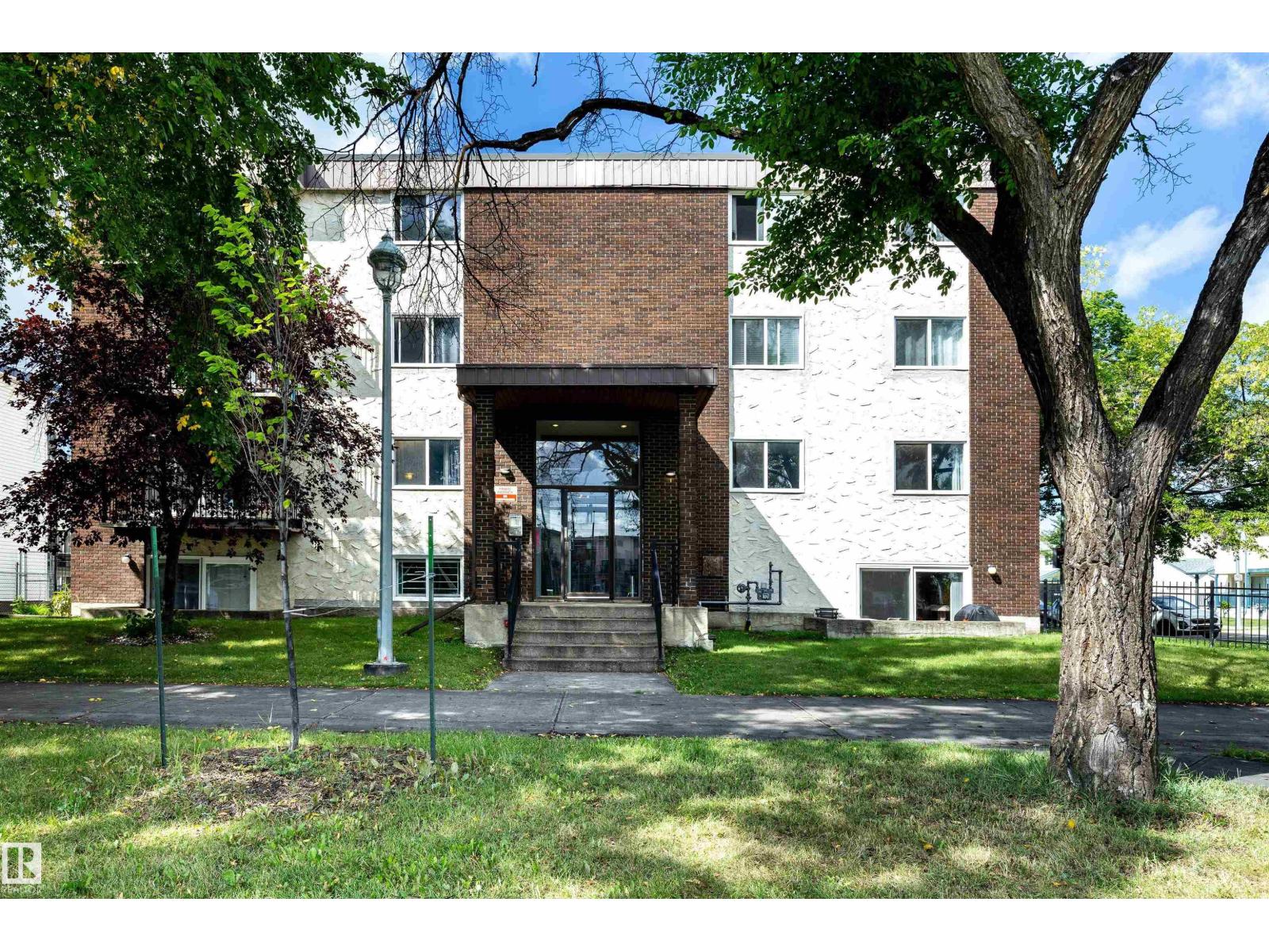 #202 10740 105 ST NW - 24