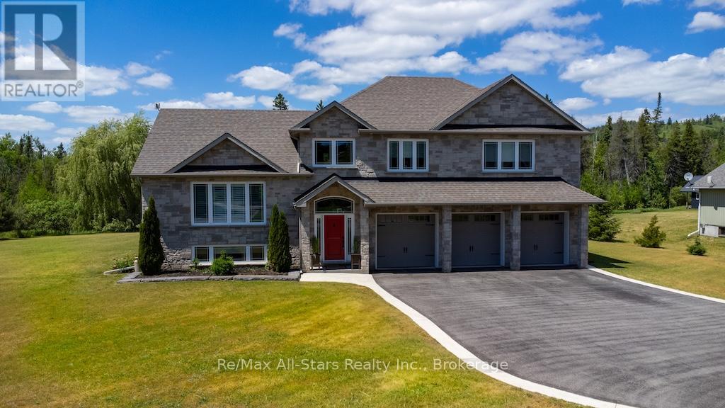 15 RUSTLEWOOD AVENUE - 2
