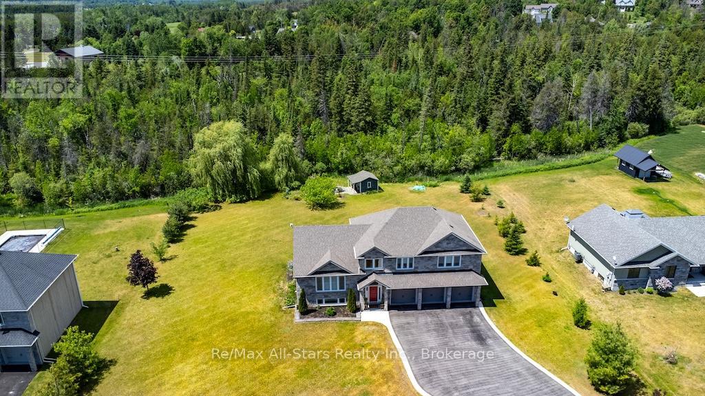 15 RUSTLEWOOD AVENUE - 3