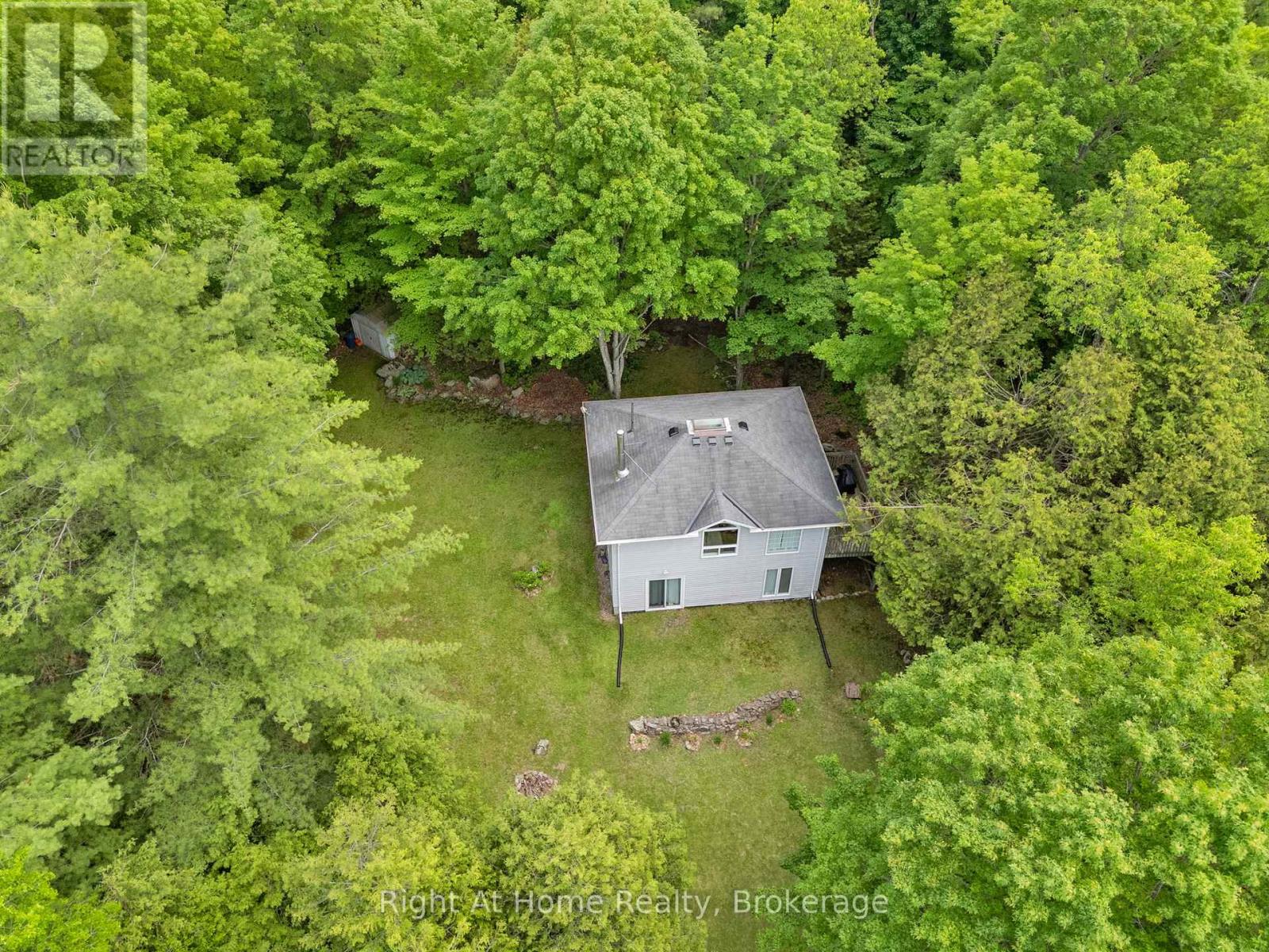 74 TALBOT ROAD - 11