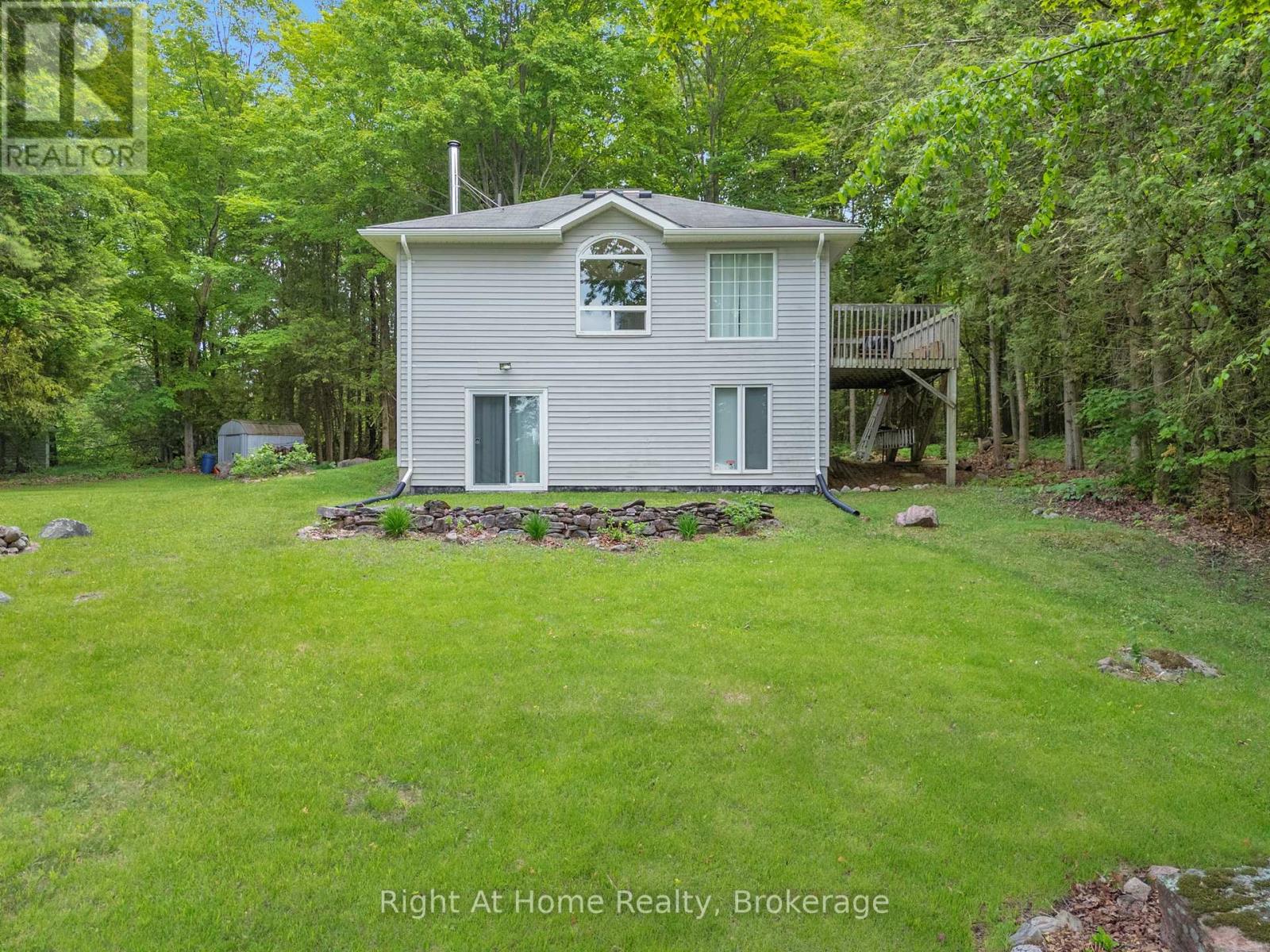 74 TALBOT ROAD - 13