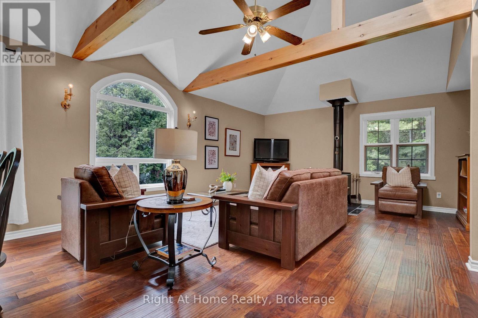 74 TALBOT ROAD - 29