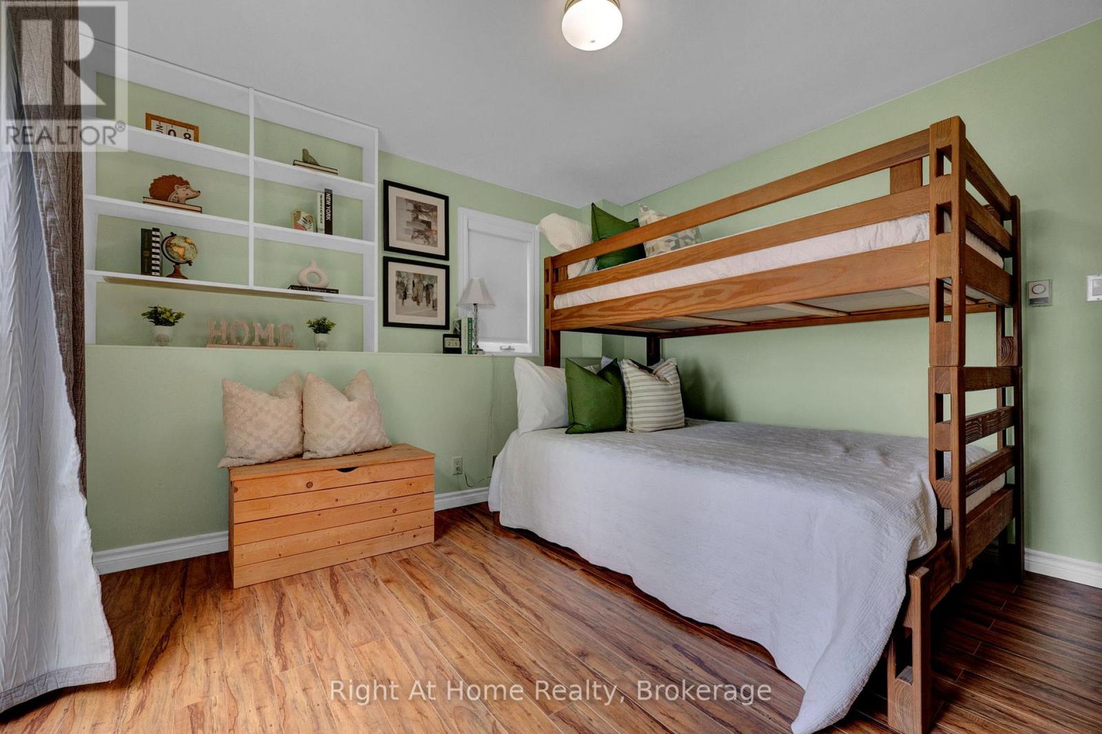 74 TALBOT ROAD - 50