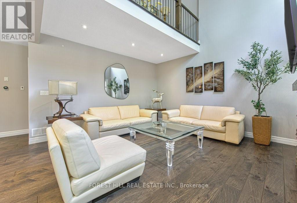 158 EAGLECREST STREET - 11