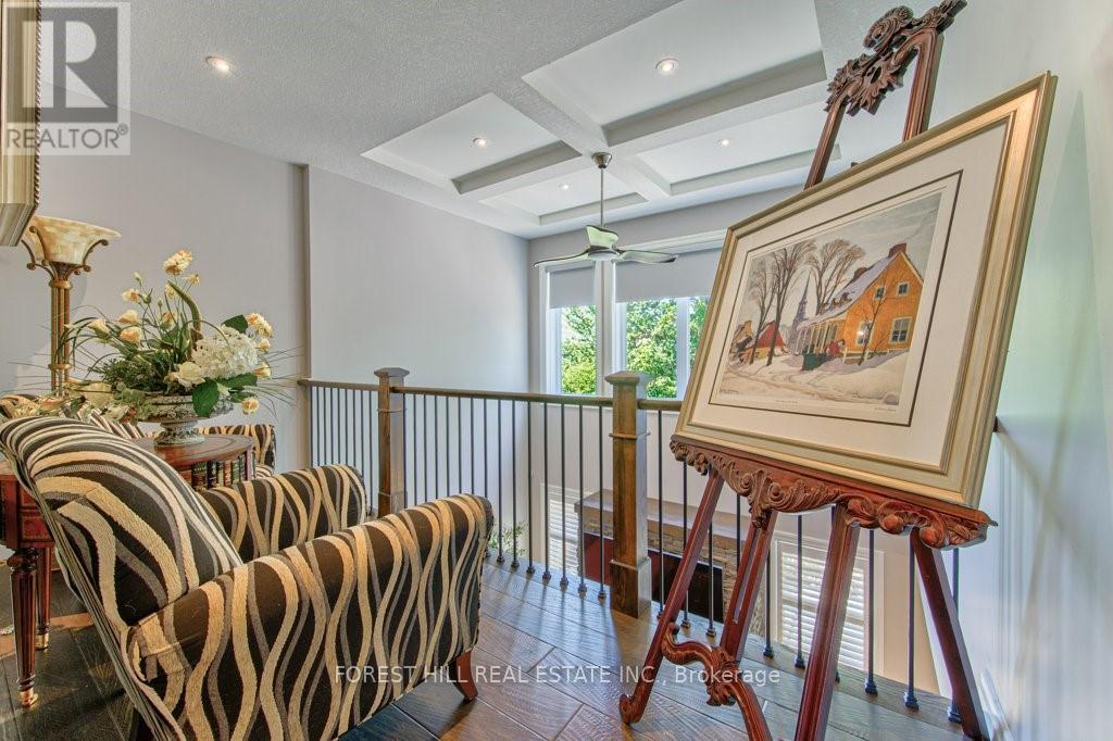 158 EAGLECREST STREET - 23