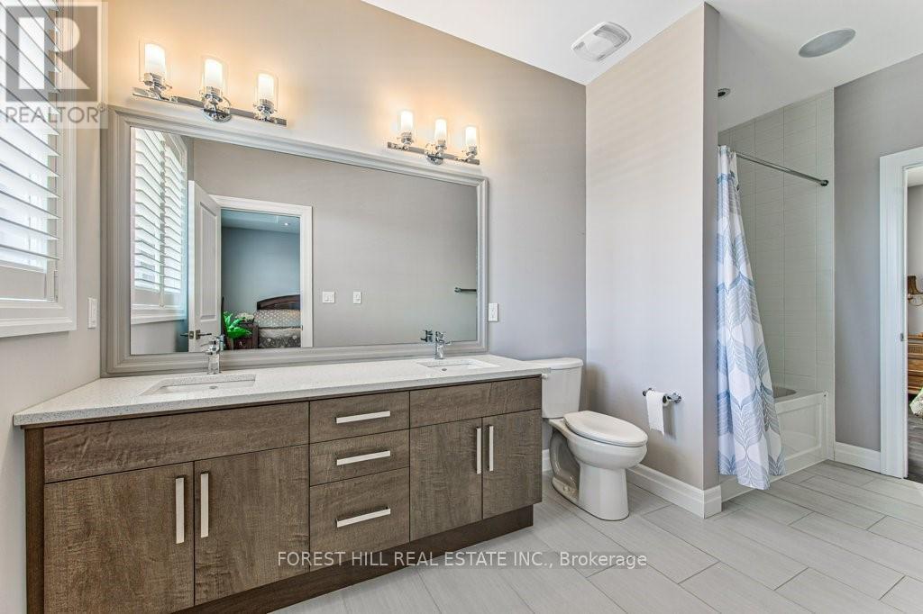 158 EAGLECREST STREET - 32