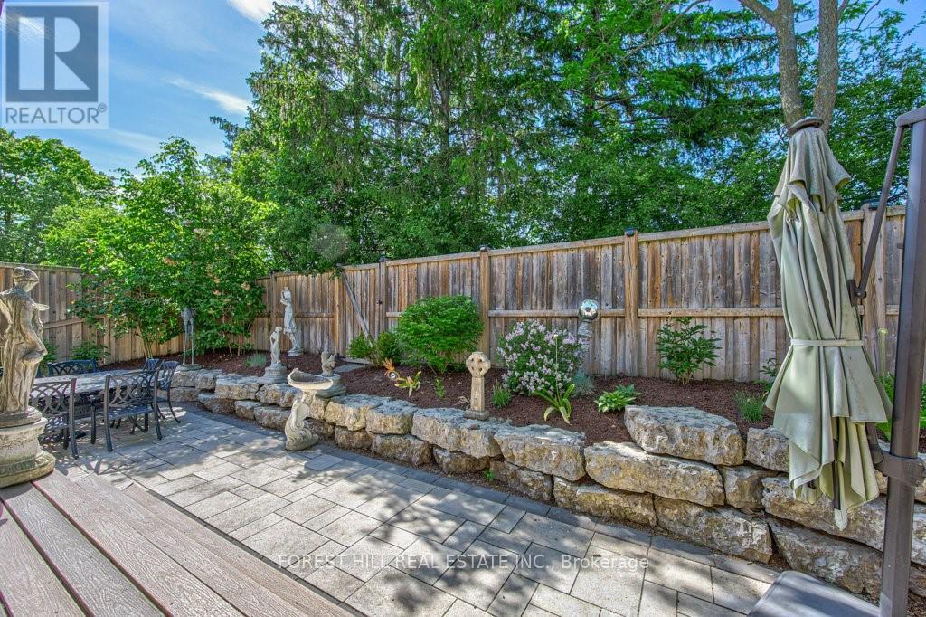 158 EAGLECREST STREET - 42