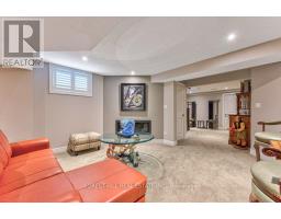 158 Eaglecrest Street, Waterloo, ON N2K0C5 Photo 37