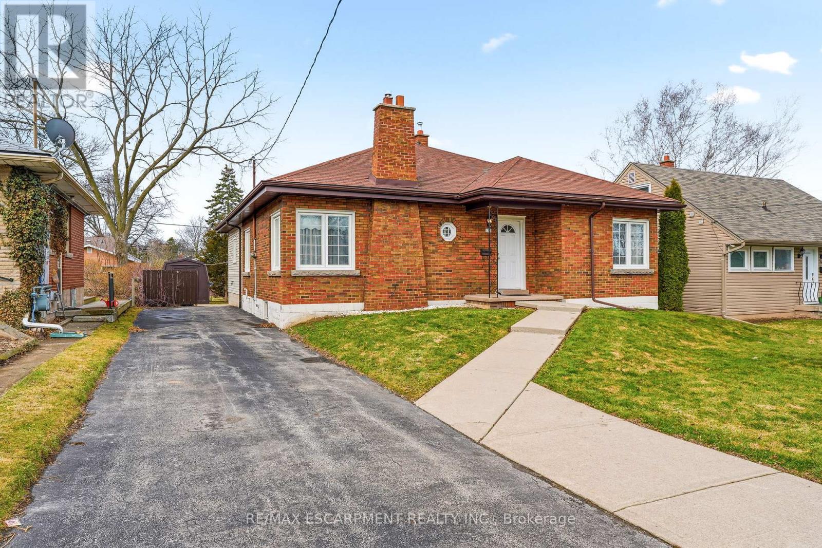 192 EWEN ROAD - 2