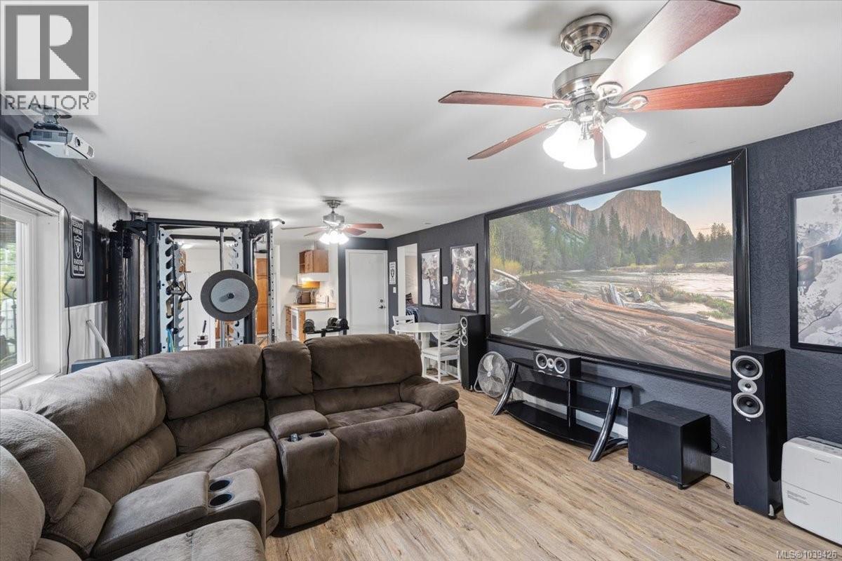 1143 Third Ave - 37
