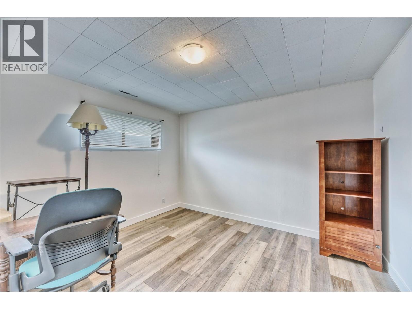 8206 GRAVENSTEIN Drive, Osoyoos