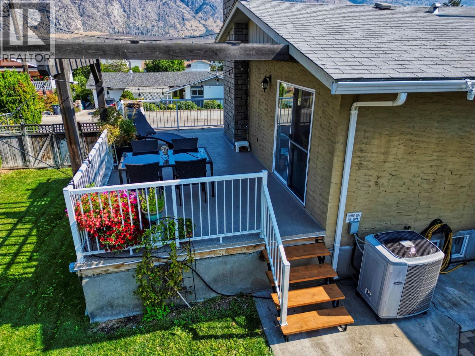 8206 GRAVENSTEIN Drive - 20