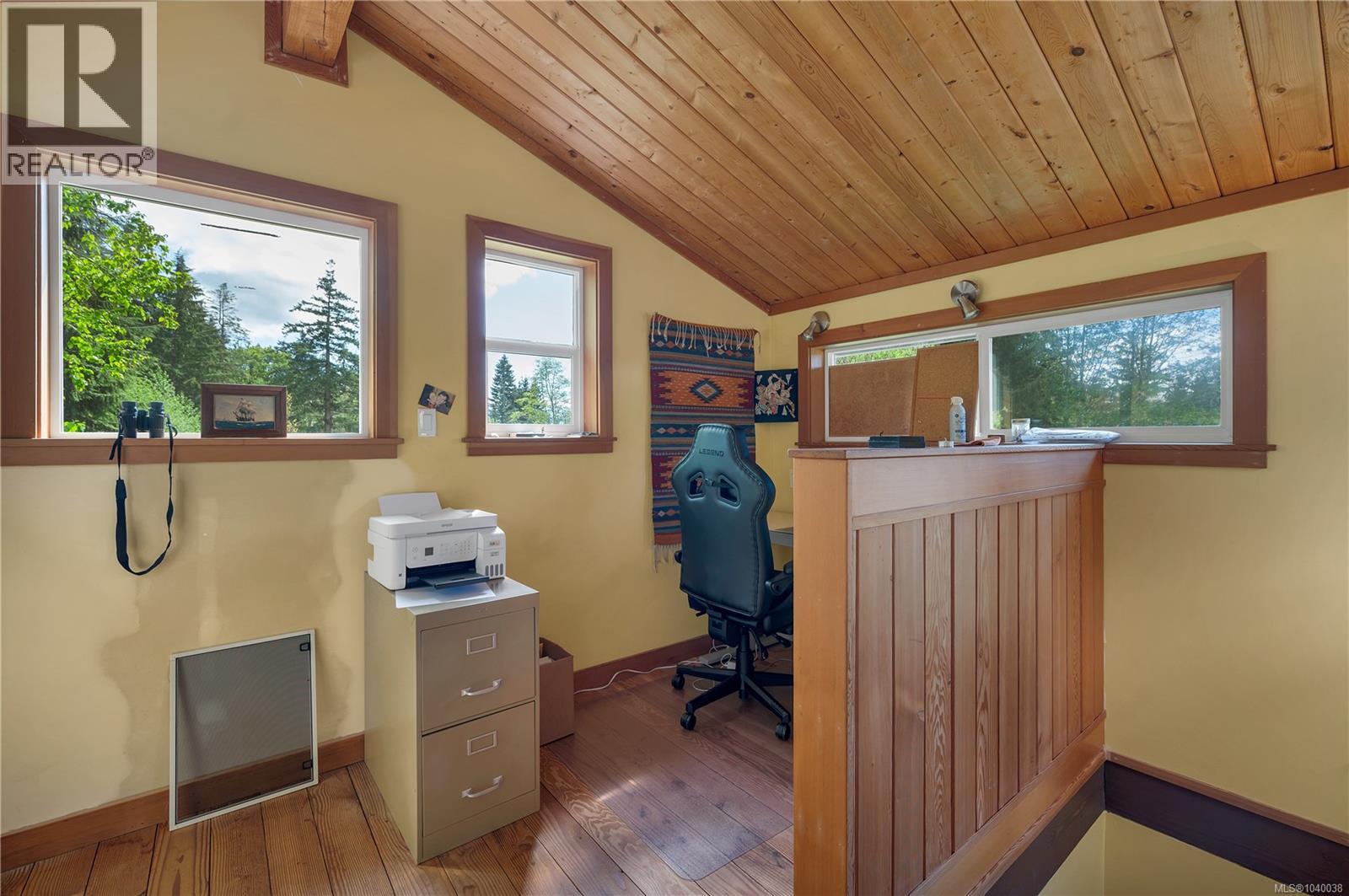 653 Heriot Bay Rd - 37