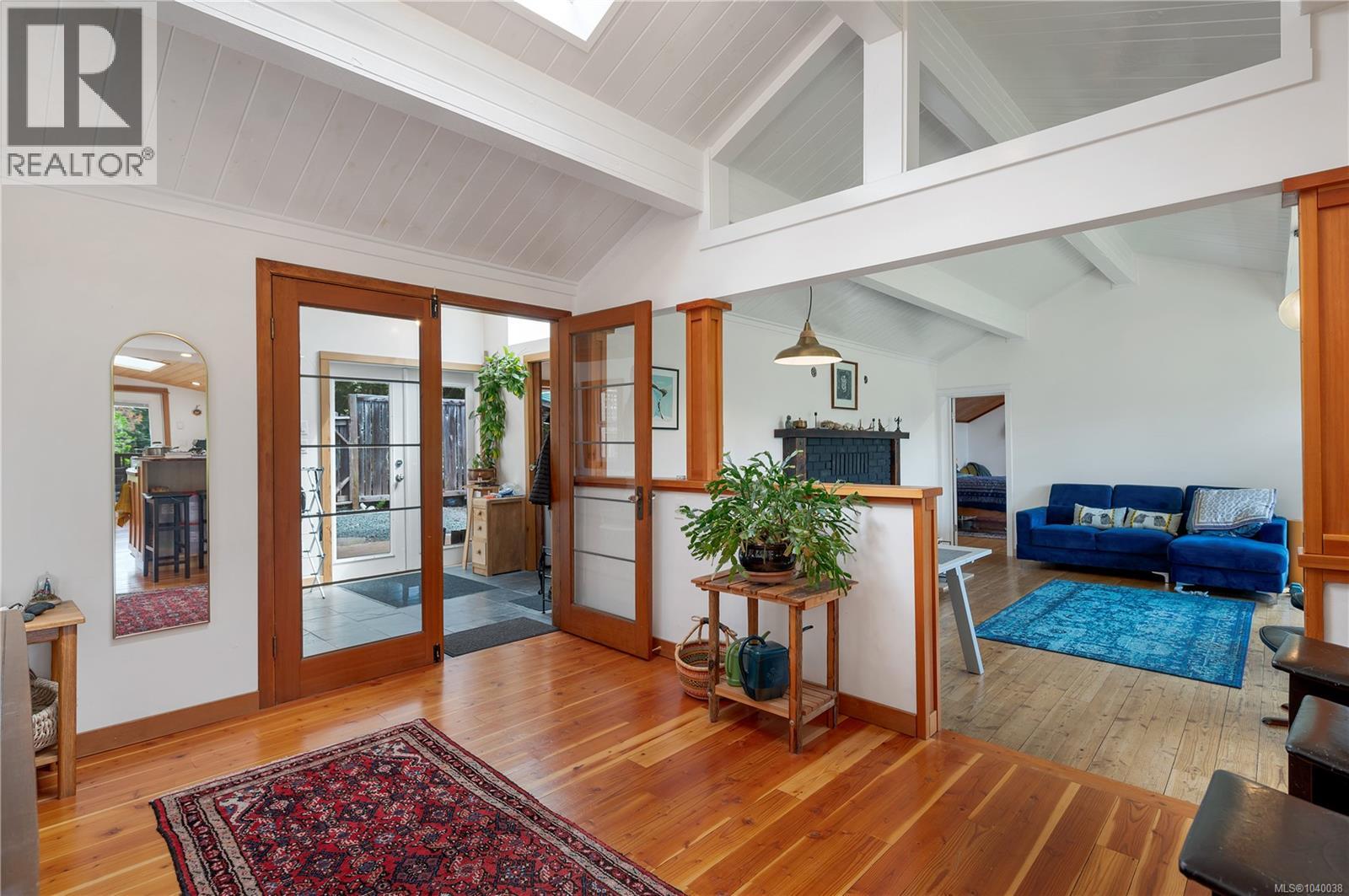 653 Heriot Bay Rd - 14
